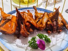 爆汁脆皮玻璃鸽-光明招待所(邦凯科技园店)