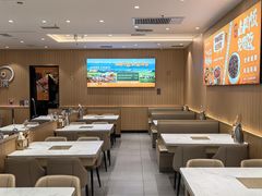 -呷哺呷哺(融创茂店)