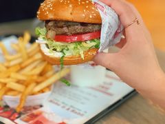 -The Habit Burger Grill 哈比特汉堡(复兴soho店)