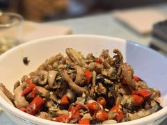 -昱龙大盆牛蛙馆(三兴街总店)