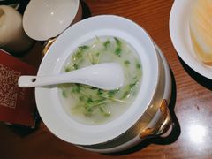 -饭怕鱼·黄焖鲟龙鱼(湖大店)