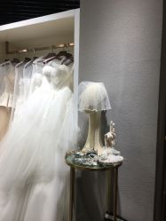 -Lady  Jane高端婚纱礼服馆