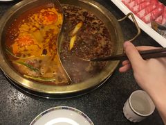 -小天鹅火锅·一线江景洪鼎旗舰店(洪崖洞店)