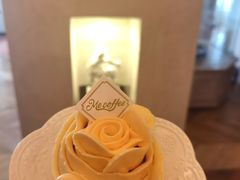 -Me Coffee下午茶艺术空间