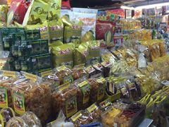 -瓦洛洛传统市场
