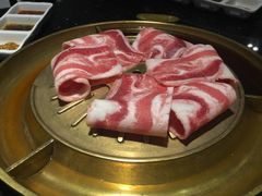 -猪啊牛呀羊啊铜盘烤肉(正大广场店)