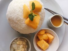 芒果雪冰-Cheevit Cheeva(Sirimangkalajarn)