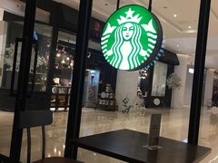 -星巴克臻选(南京金茂览秀城店)