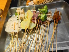 -牛串门串串香(东直门簋街总店)