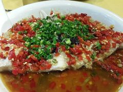 剁椒鱼头-石头咕(葵蓬店)