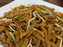 干炒牛河-南记食粥坊·宵夜大排档(岭南分店)