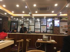 大堂-鱼众不同·鸡公煲·烤全鱼(国顺路店)