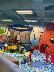 -莫莉幻想儿童乐园(武汉保利广场店)