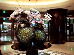 -尊爵天际大饭店 (近台茂)