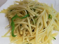青椒土豆丝-香满锅老北京羊蝎子火锅·家常菜(新街口店)