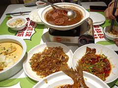 -鑫小城故事·藕汤·家常菜(台北一路总店)