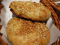 老北京芝麻烧饼-大头亮羊汤烩面·河南非遗(良乡总店)