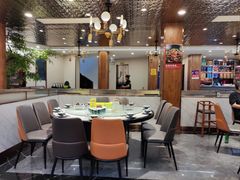 -亲回家吃饭餐厅(黄陂店)