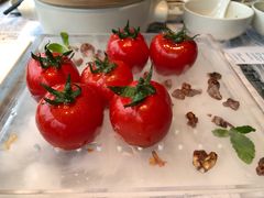 番茄脆菇沙拉-小大董·烤鸭(观景餐厅·南京西路店)