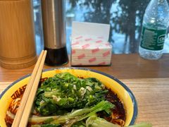 -二娃邓板凳面(解放碑店)
