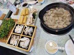 菌菇拼盘-烹然四季椰子鸡火锅(团结湖总店)
