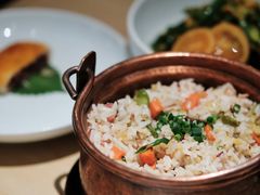 铜锅牛肝菌焖饭-一坐一忘云南菜(卓悦中心)