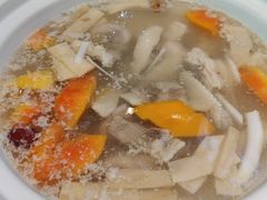-龙泉人椰子鸡·糟粕醋·地标海南菜(龙昆南店)