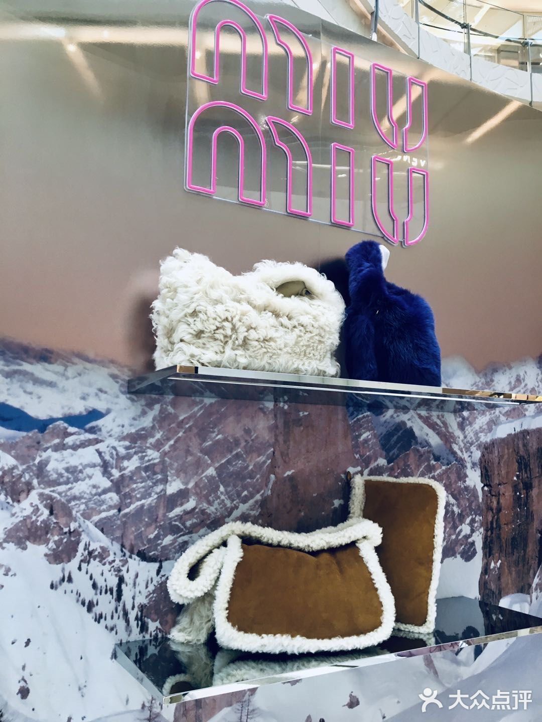 Miu Miu雪山俱乐部｜做勇敢的女孩