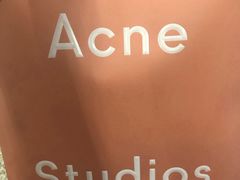 -Acne Studios(芮欧百货店)