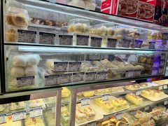 -白玉兰食品甜凤店(合生汇店)