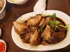 卤猪手-松發肉骨茶(牛车水店)