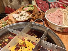 -周小明火锅(黑金冠社区店)