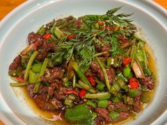 -老滇山寨•云南特色菜•地方菜•民族风情歌舞表演(金碧店)