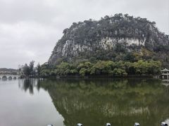 -星湖旅游景区七星岩