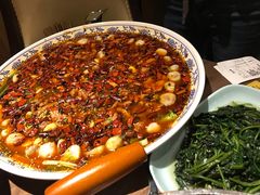 -有红鸡毛店·川菜(建设路店)