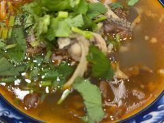 -白老大羊杂碎稍麦