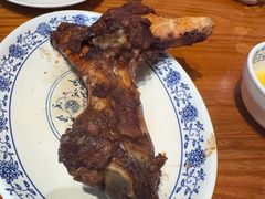 -老天桥酱肉烧饼夹肘子(天桥店)