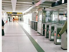 -上海体育馆(地铁站)