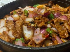 铁板嫩牛肉-鑫小城故事·藕汤·家常菜(台北一路总店)