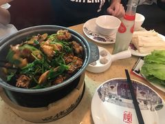 -芳村榕树头叹佬鸡煲(体育西店)