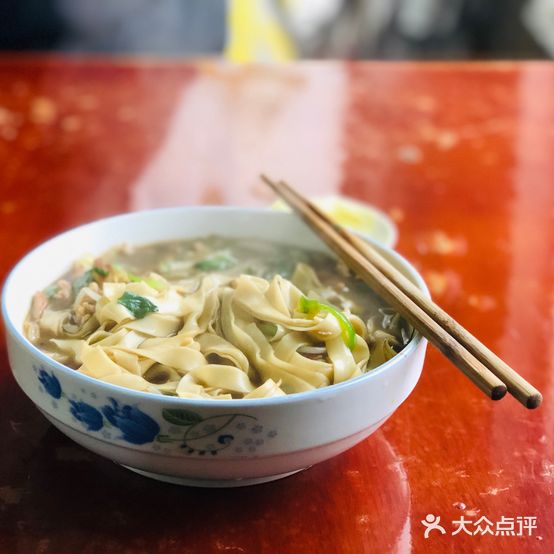 蔡记特色面馆(东吴路店)