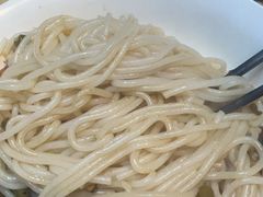 -牛八宝桂林米粉(八里庄店)