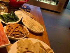 -周师兄大刀腰片火锅(洪崖洞旗舰店)