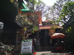 -Warung Babi Guling Ibu Oka 3