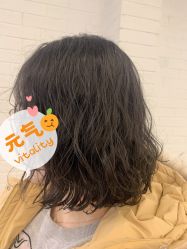 -一東造型烫发染发