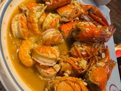 -三妹小龙虾·黄油蟹(华侨城总店)