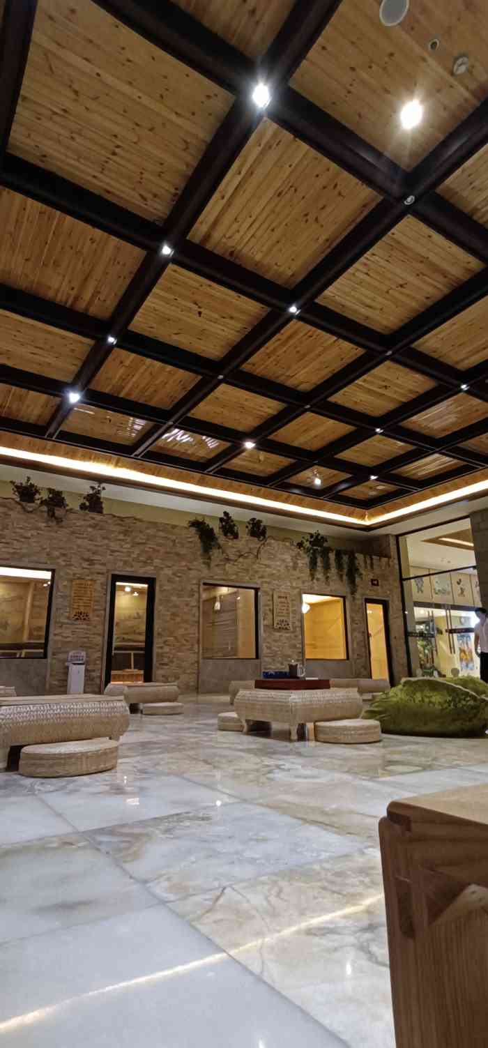 冠圣泉-"很满意啊!尤其是服务,到哪里都有文明用语."-大众点评移动版