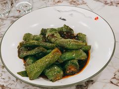 虎皮辣子-新疆伊秀清真餐厅
