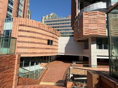 -香港大学