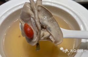 Stonehemp and Ophiopogon Stewed Snail Head
